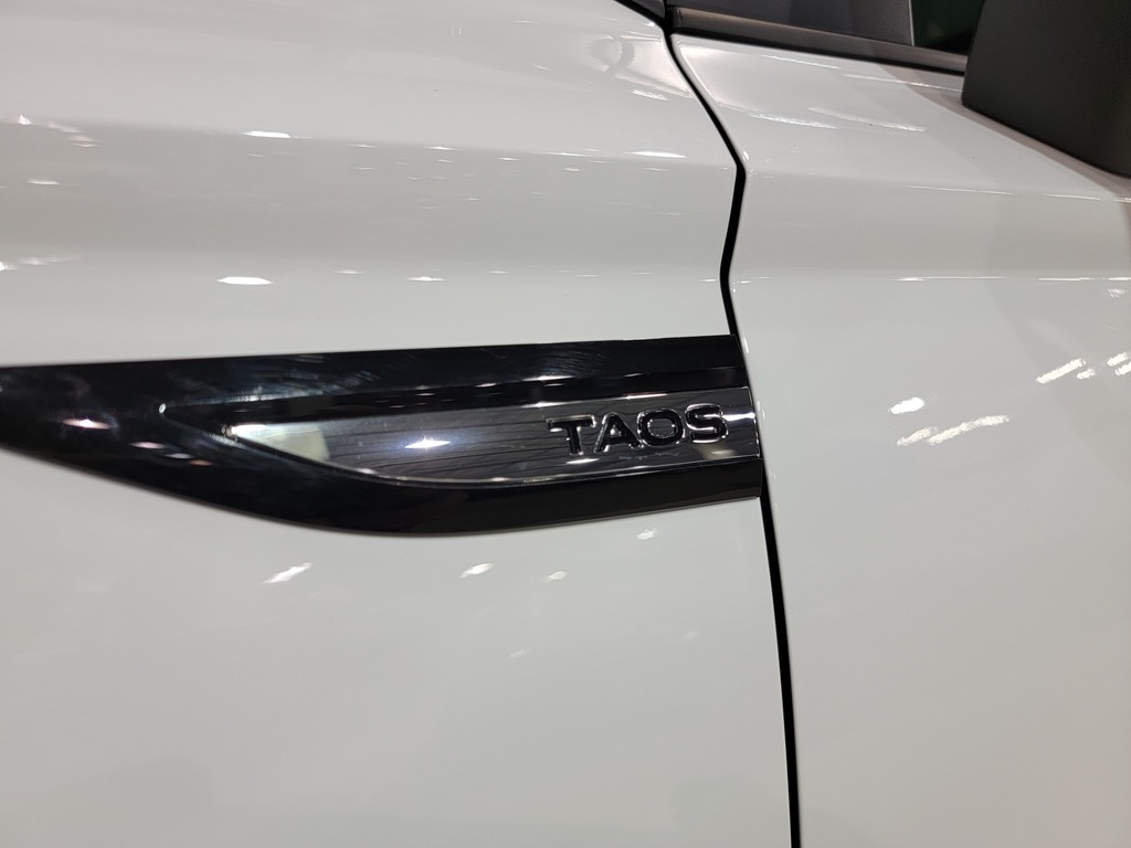 Volkswagen Taos 2024