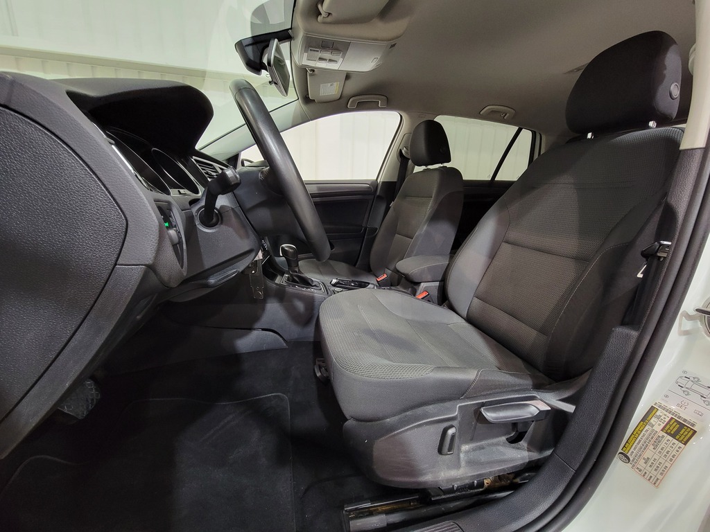 Volkswagen Golf 2020