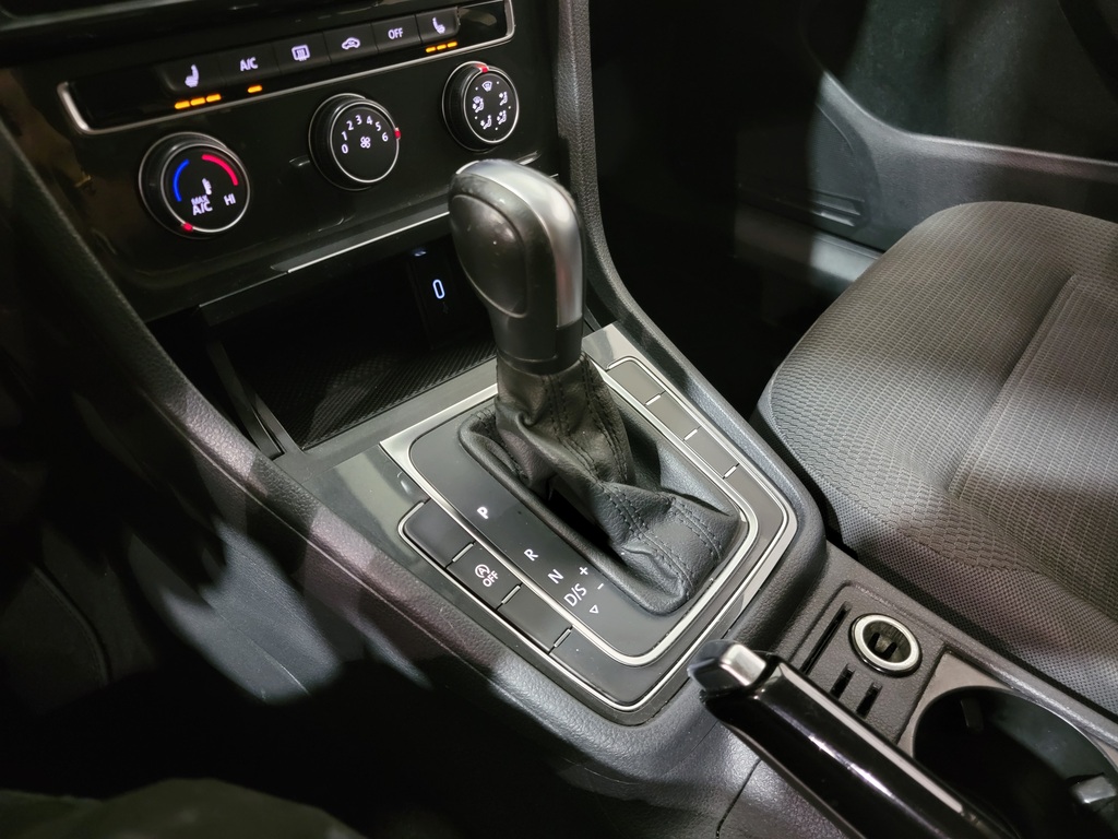 Volkswagen Golf 2020