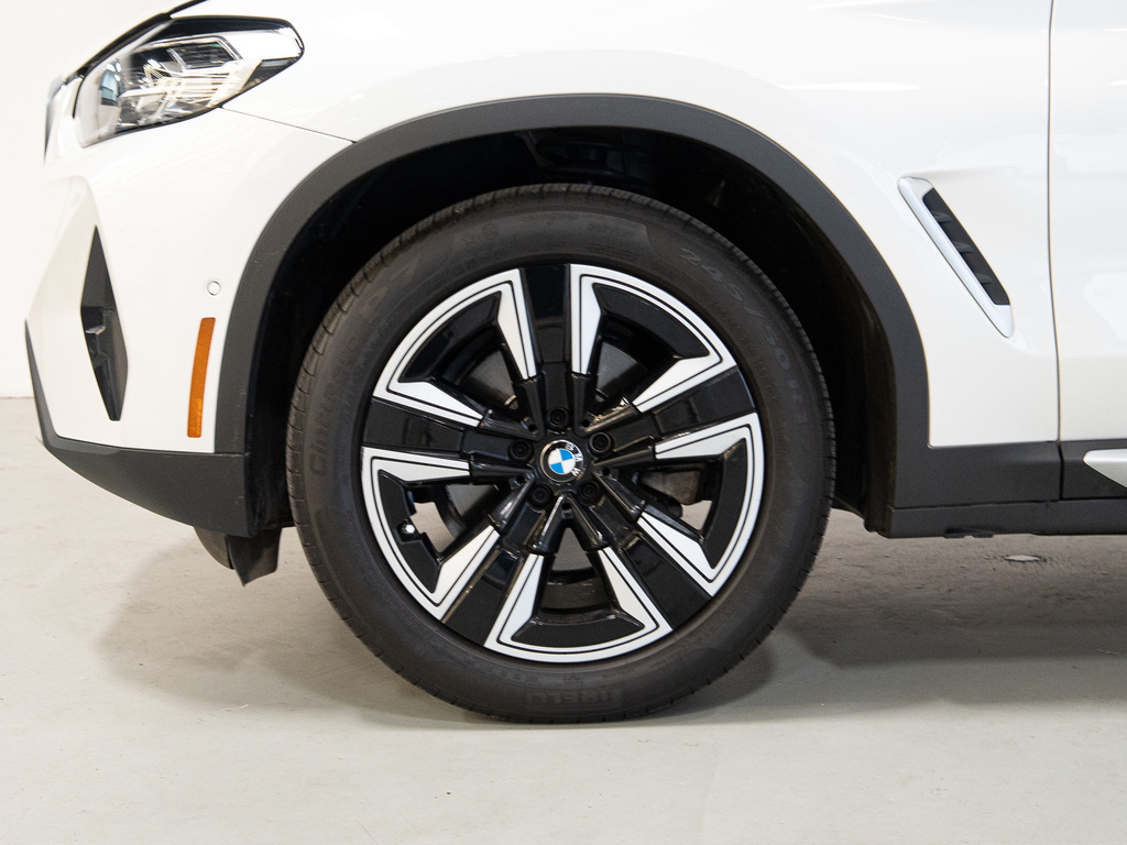 2022 BMW X4 xDrive30i, Toronto, Cash