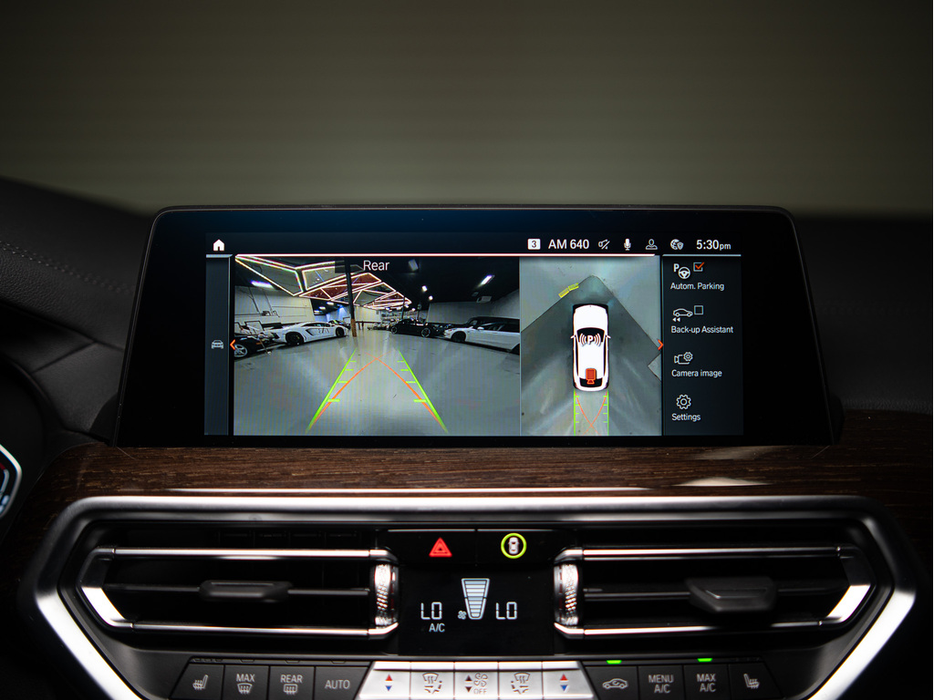 2022 BMW X4 xDrive30i, Toronto, Cash
