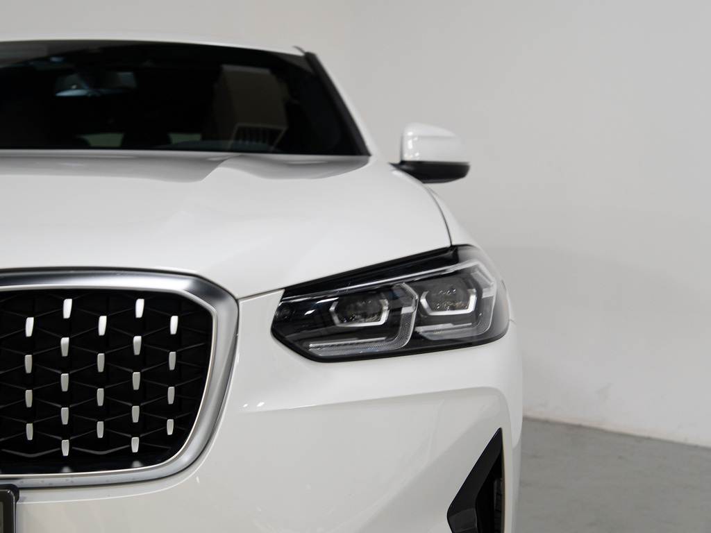 2022 BMW X4 xDrive30i, Toronto, Cash
