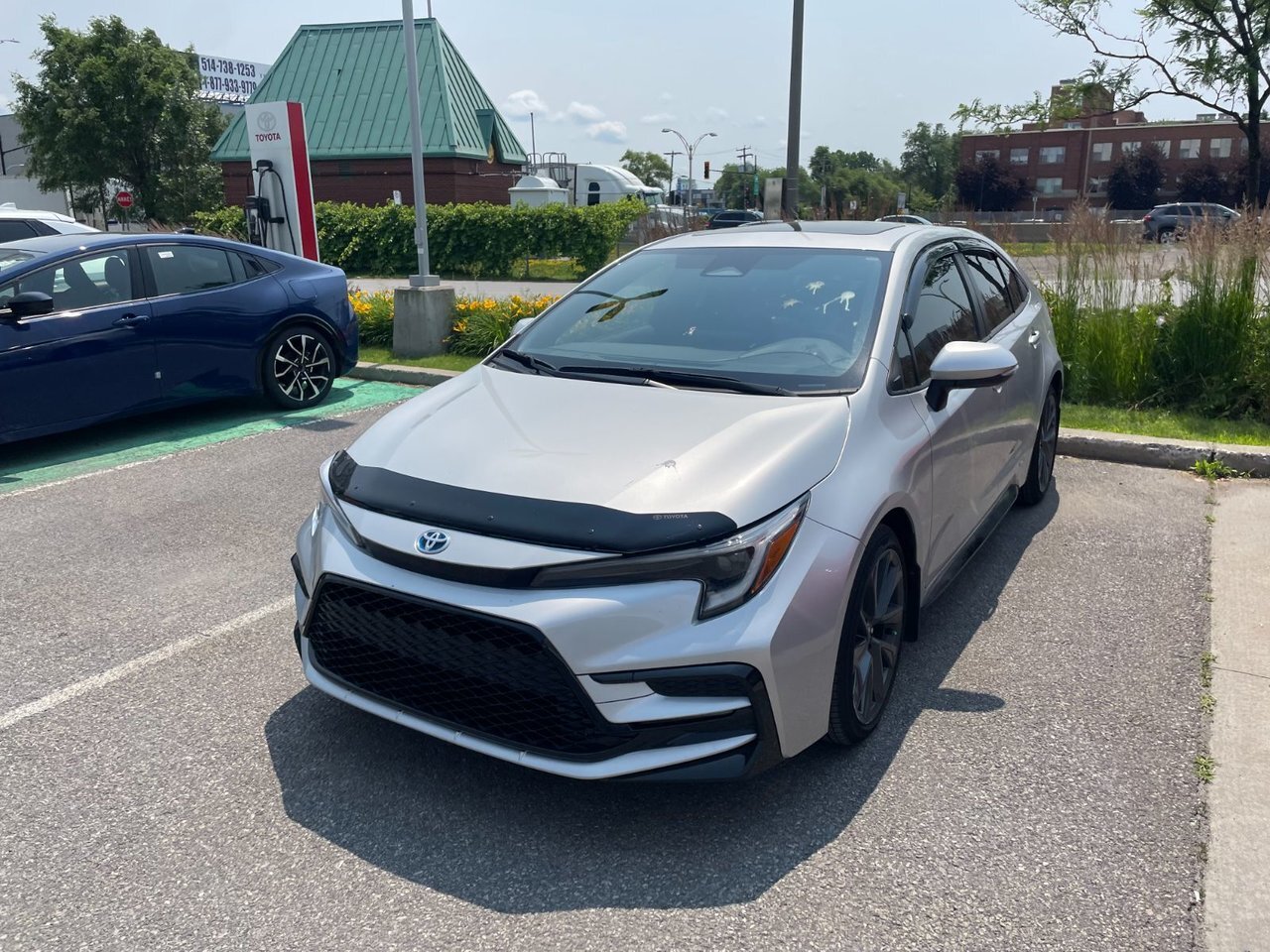 2023 Toyota Corolla SE HYBRID