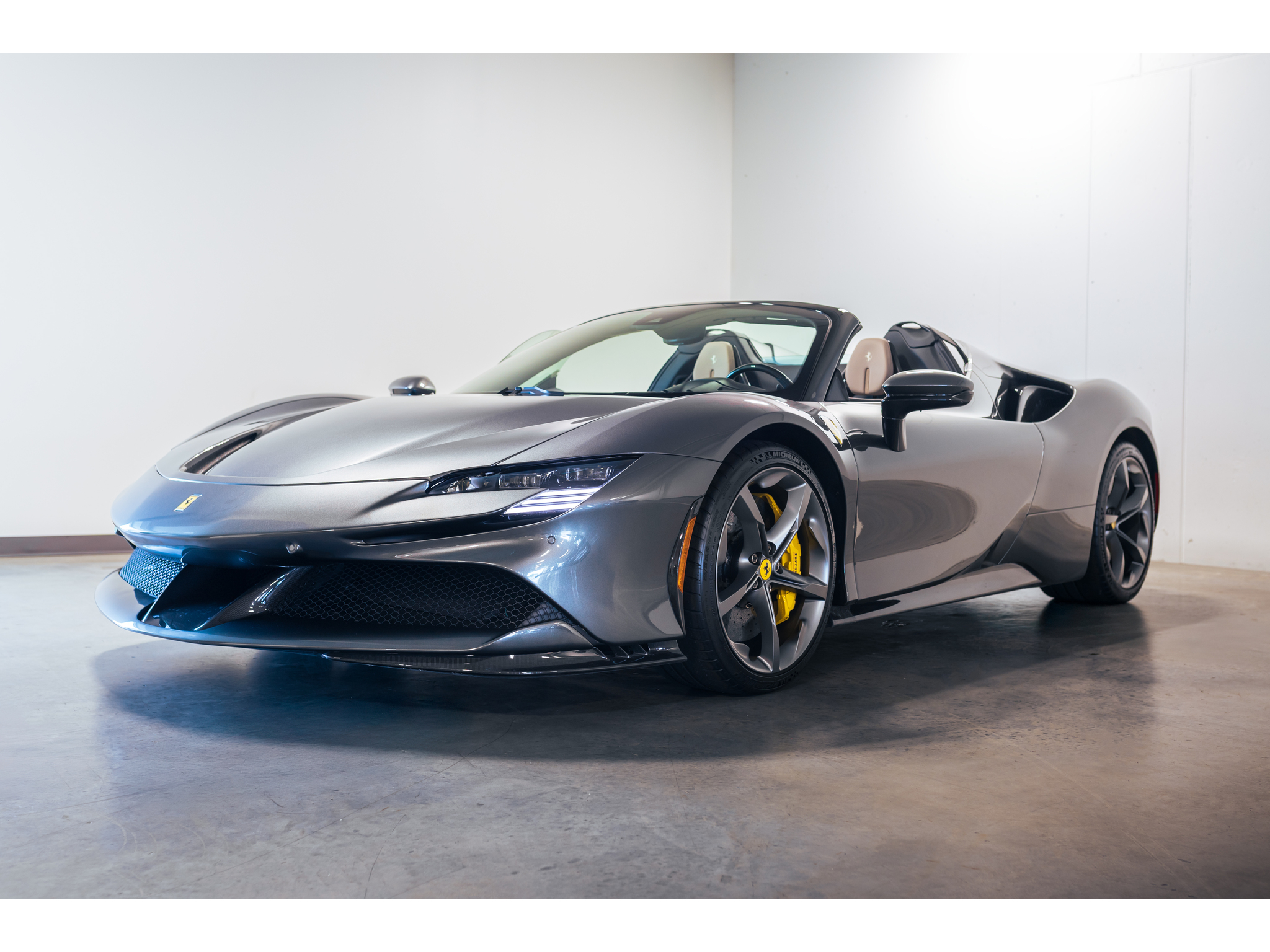 2023 Ferrari SF90 Spider