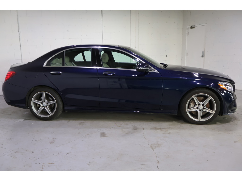 2016 Mercedes-Benz C 300 4MATIC, Toronto, Cash
