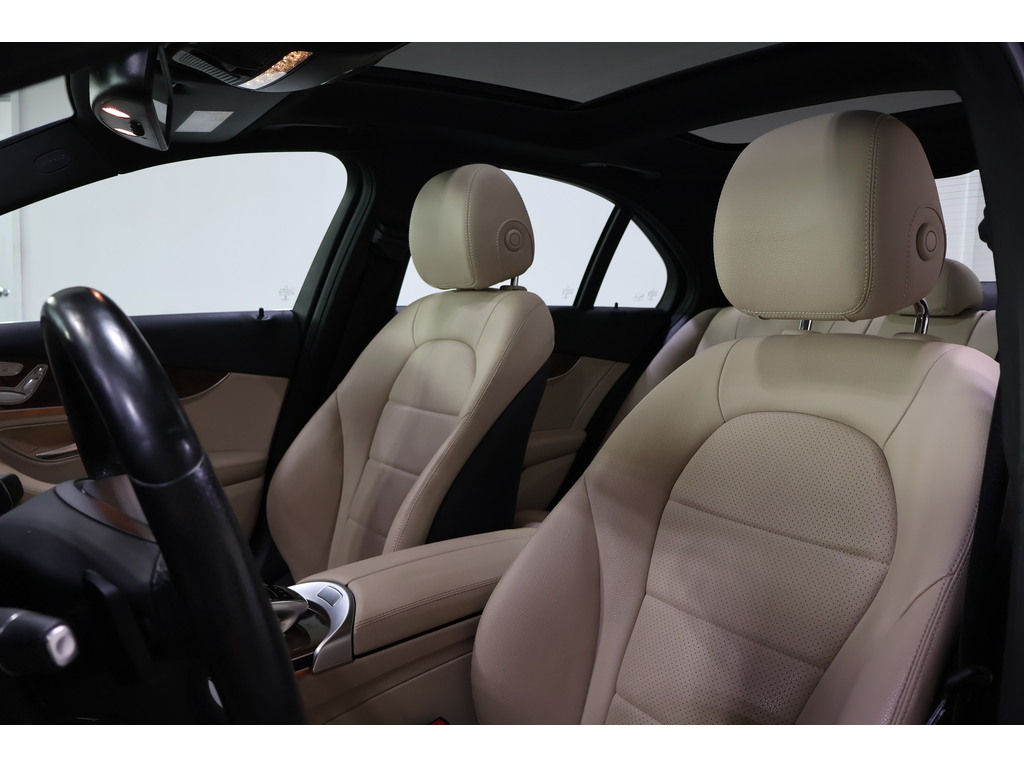2016 Mercedes-Benz C 300 4MATIC, Toronto, Cash