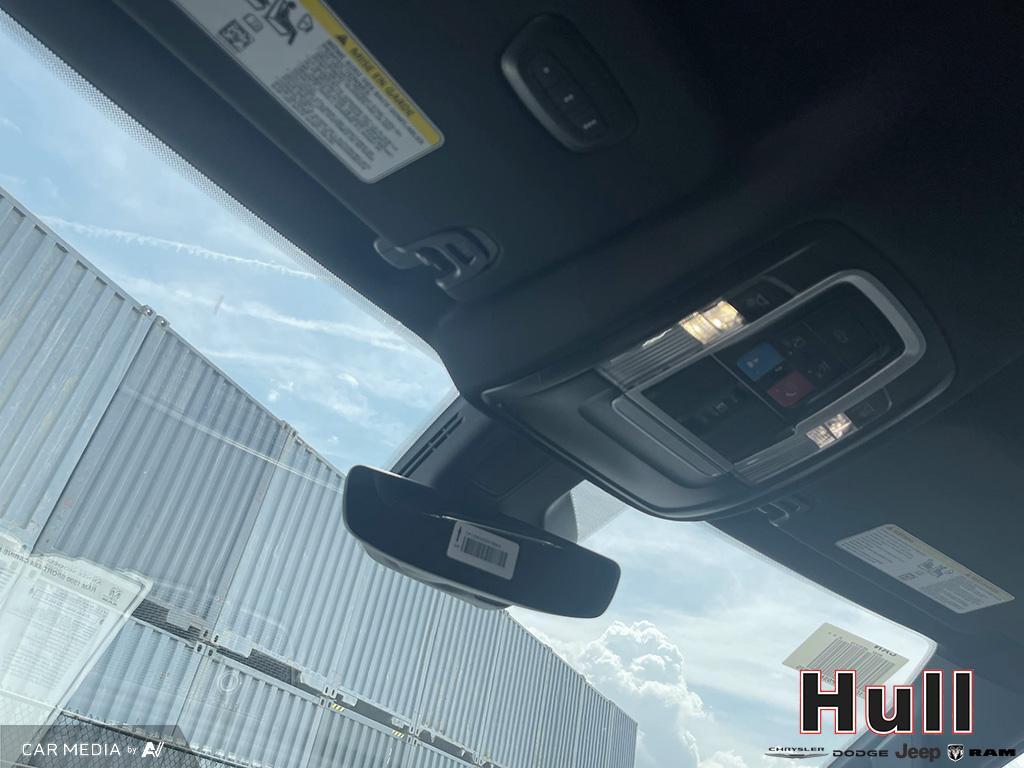 2025 RAM 1500 Sport, Toronto, Cash