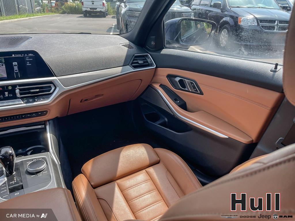 2021 BMW 330e xDrive, Toronto, Cash