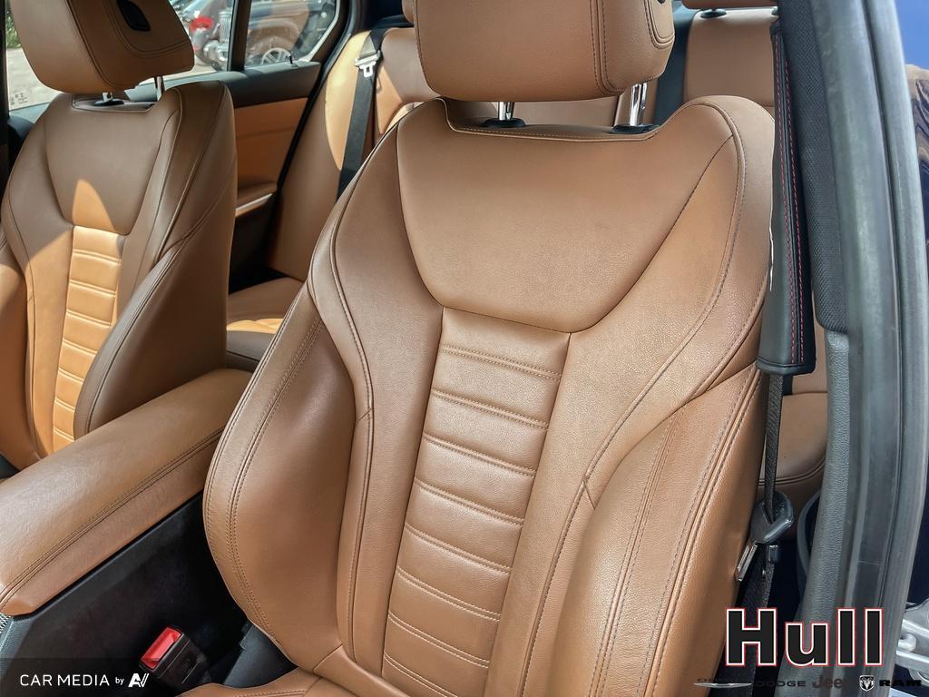 2021 BMW 330e xDrive, Toronto, Cash