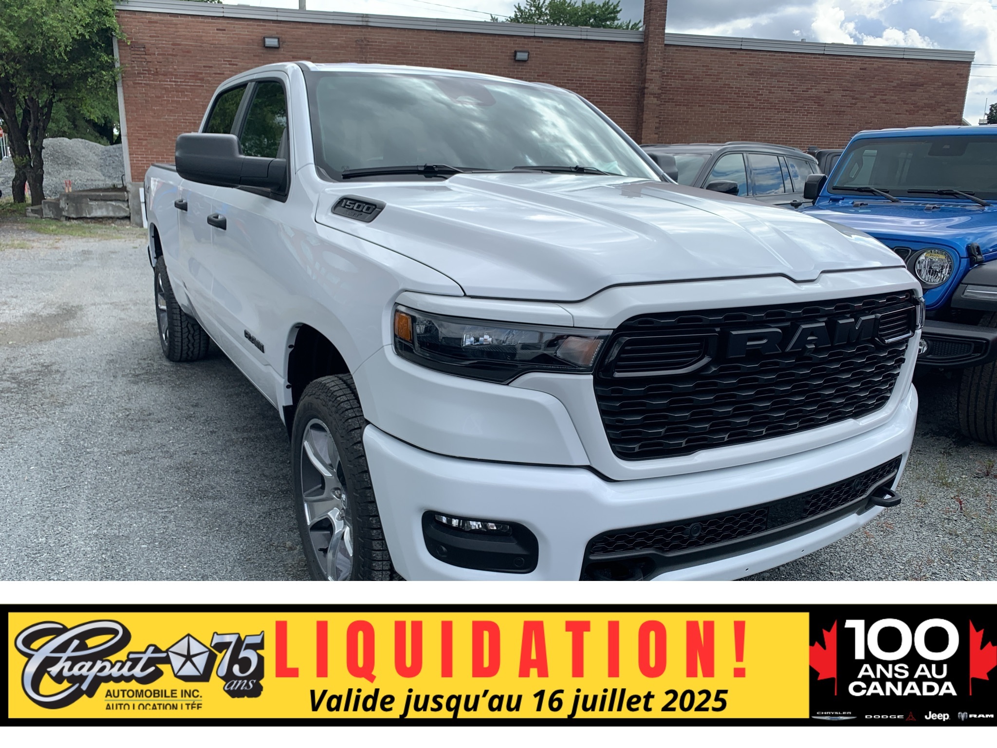 2025 Ram 1500 Tradesman 4x4 Crew Cab 6'4  Box