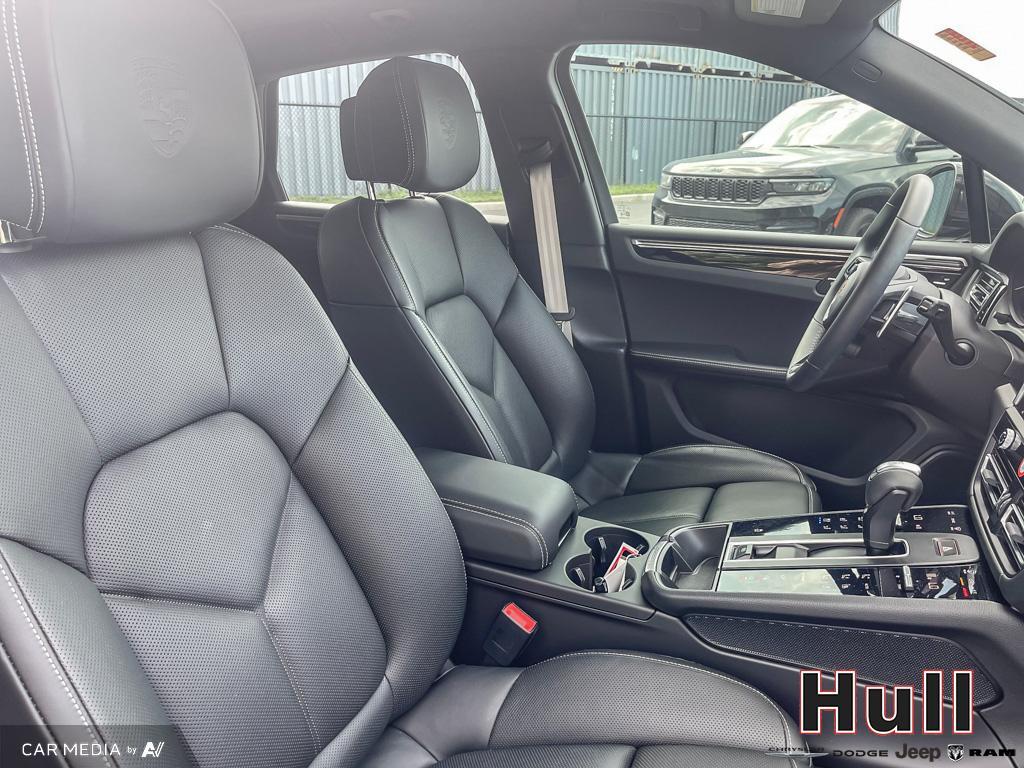 2023 Porsche Macan S, Toronto, Cash