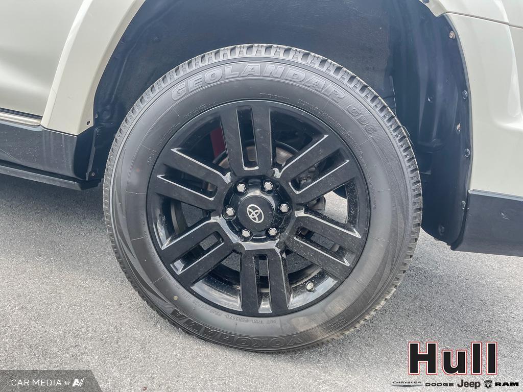 2021 Toyota 4Runner 4WD NIGHTSHADE LIMITED POWER SIDE STEPS AND MORE!, Toronto, Cash
