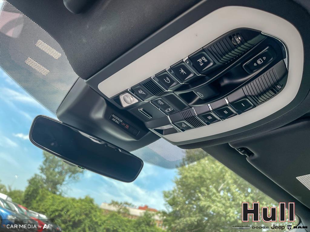 2023 Porsche Macan S, Toronto, Cash