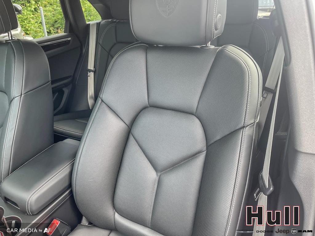 2023 Porsche Macan S, Toronto, Cash