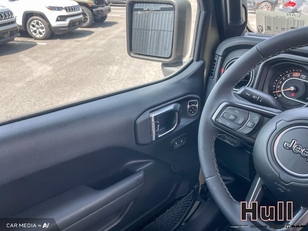 2025 Jeep Wrangler 4-Door Rubicon, Toronto, Cash