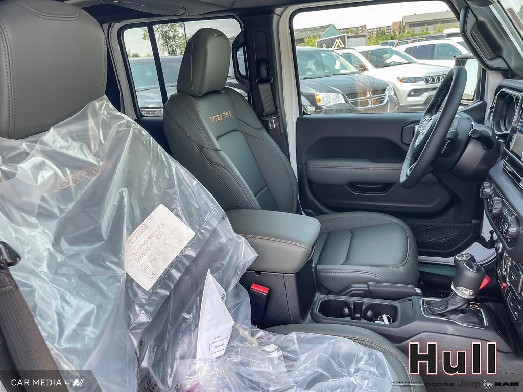 2025 Jeep Gladiator Mojave X, Toronto, Cash