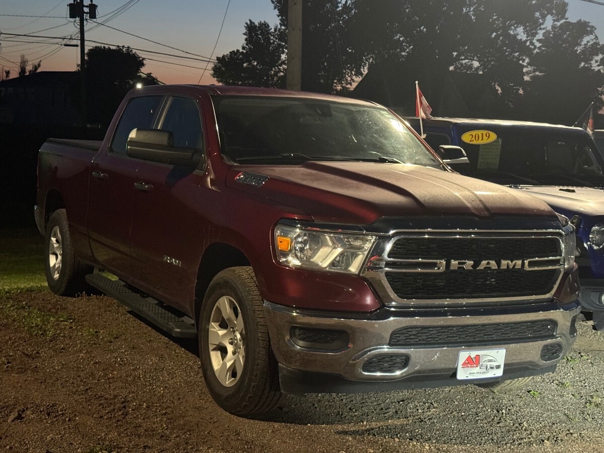 2020 Ram 1500 TRADESMAN 4X4 CREW CAB $88 Weekly tax in