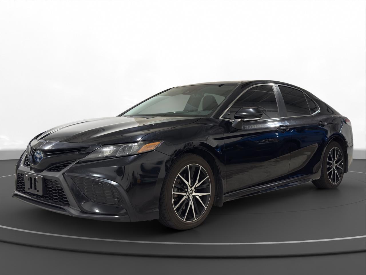 2023 Toyota Camry HYBRID SE