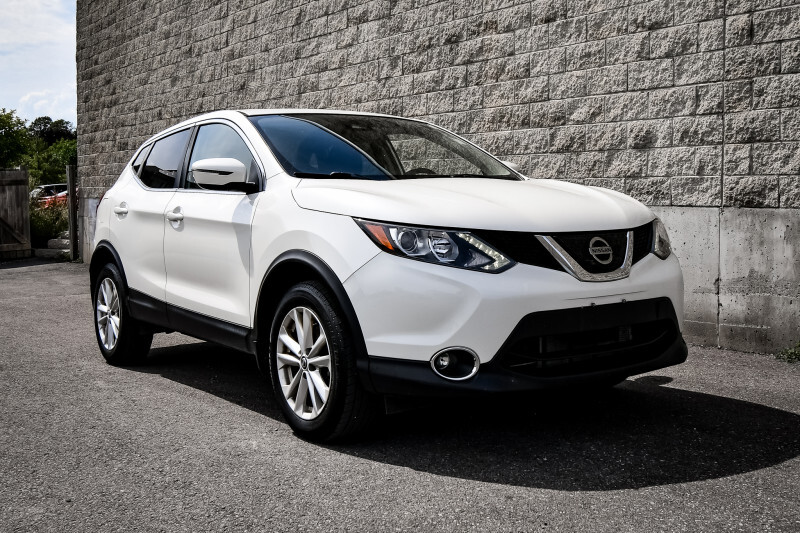 2019 Nissan Qashqai S  • SUNROOF • HEATED SEATS • CP/AA • LOW MILEAGE