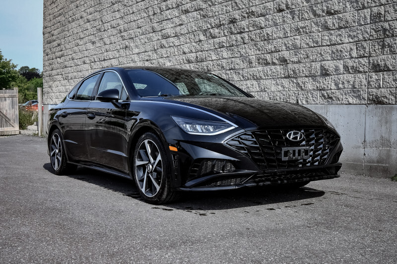 2023 Hyundai Sonata Sport  • SUNROOF • NAV • PREM. AUDIO