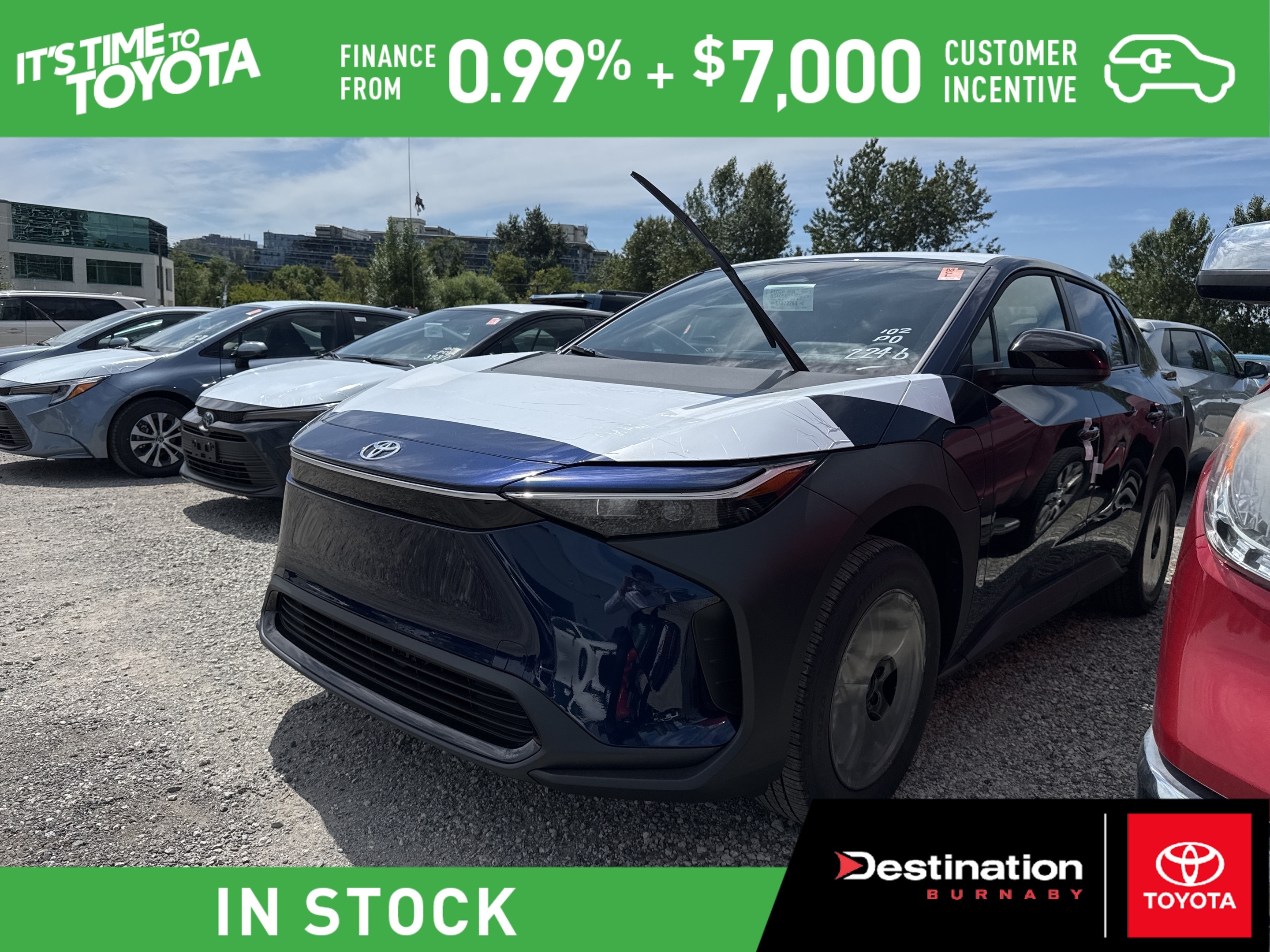 2025 Toyota bZ4X LE