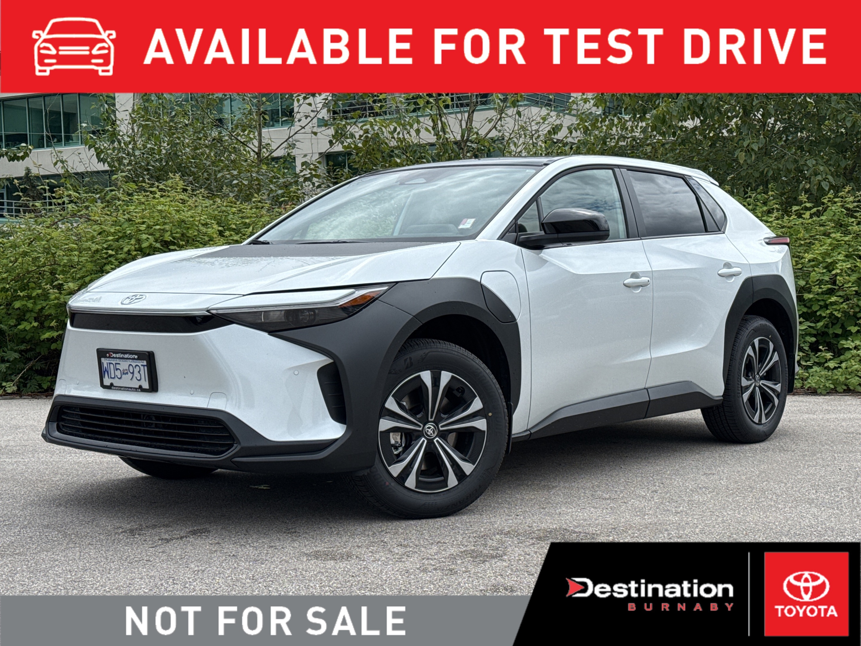 2025 Toyota bZ4X XLE AWD,PREMIUM PAINT