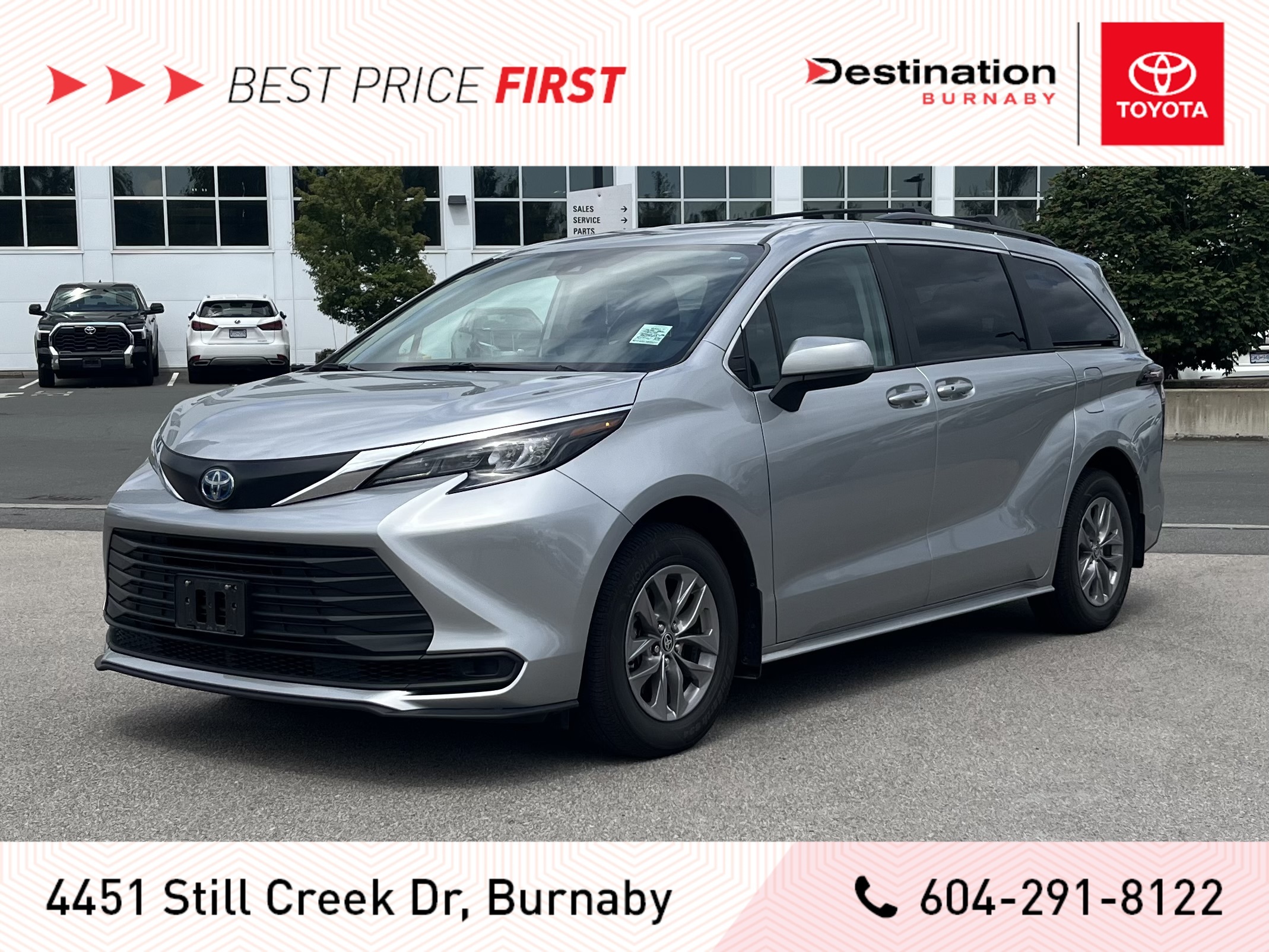 2024 Toyota Sienna Hybrid LE, One owner, Low Kms, No accidents