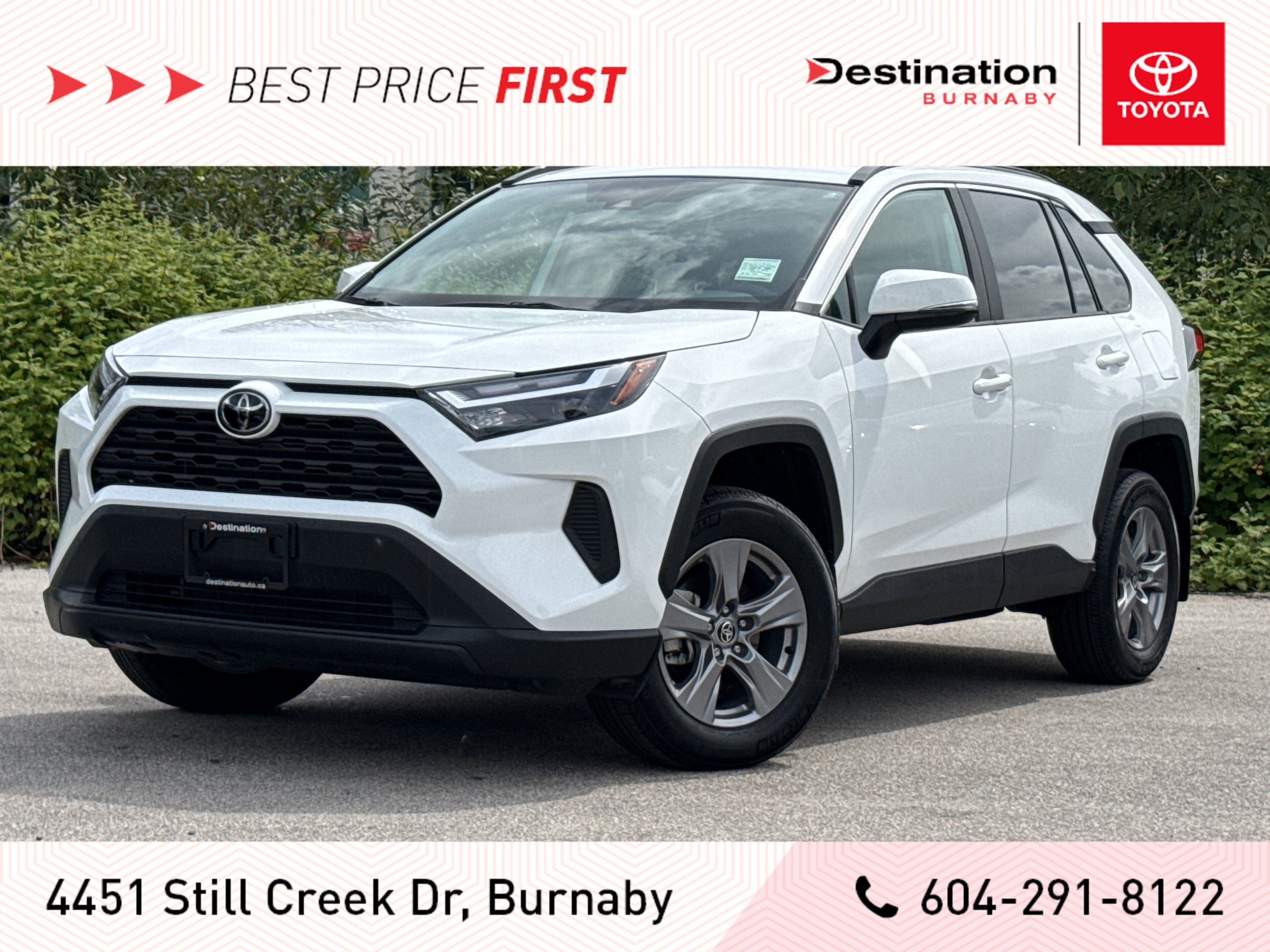 2024 Toyota RAV4 XLE AWD - Local, Like-New, No Accidents, Certified