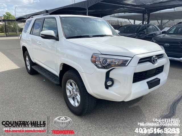 2022 Toyota 4Runner SR5 - 7 Passenger - Leather