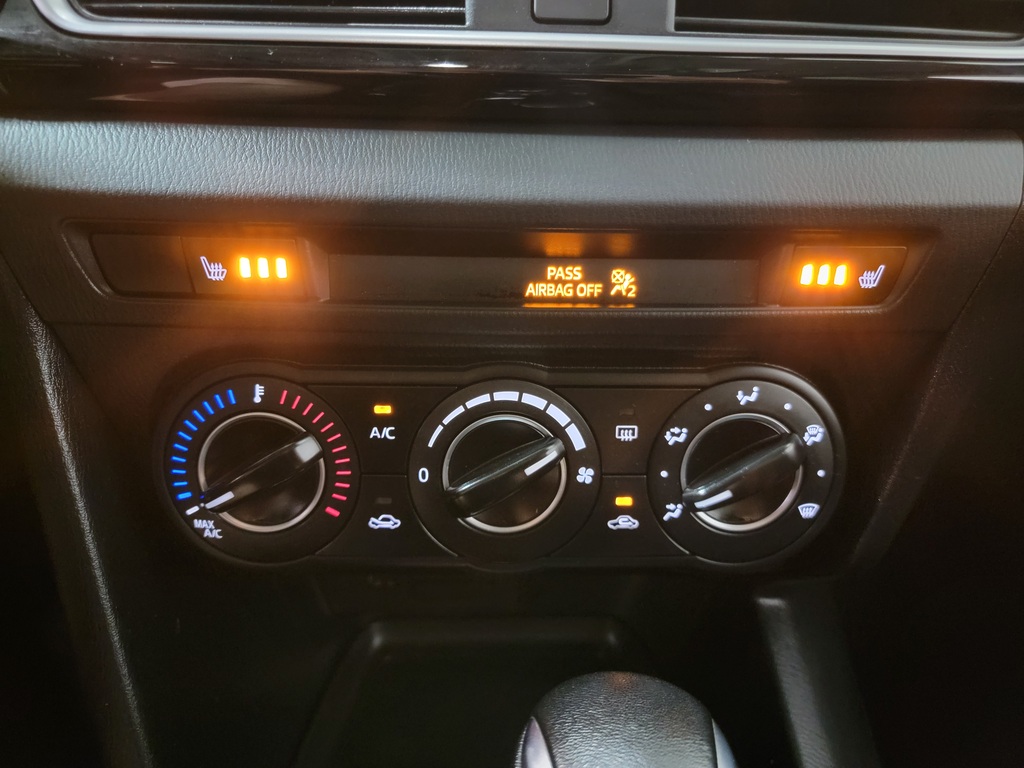 Mazda Mazda3 2016