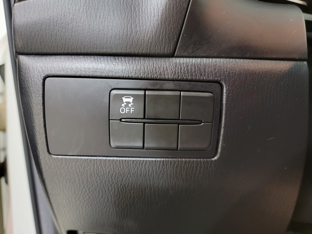 Mazda Mazda3 2016