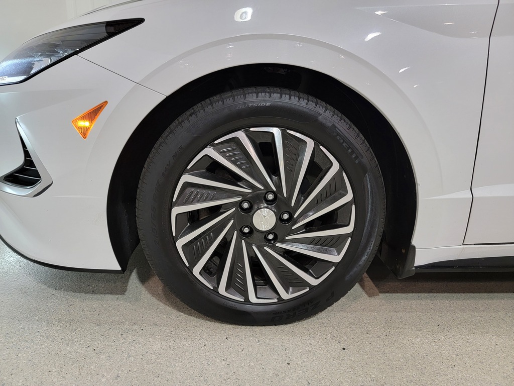Hyundai Sonata Hybrid 2021