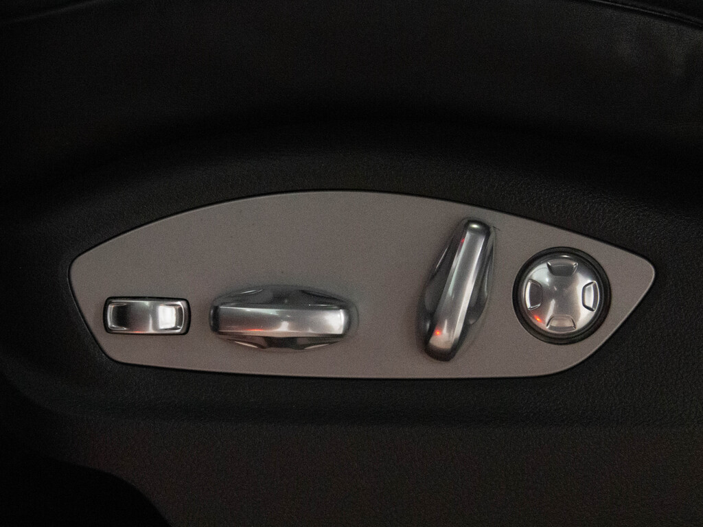 2016 Porsche Cayenne GTS, Toronto, Cash