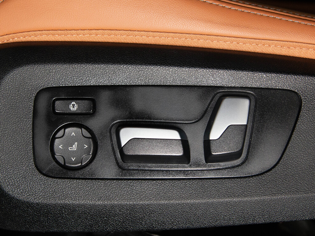 2023 BMW X5 PHEV xDrive45e, Toronto, Cash