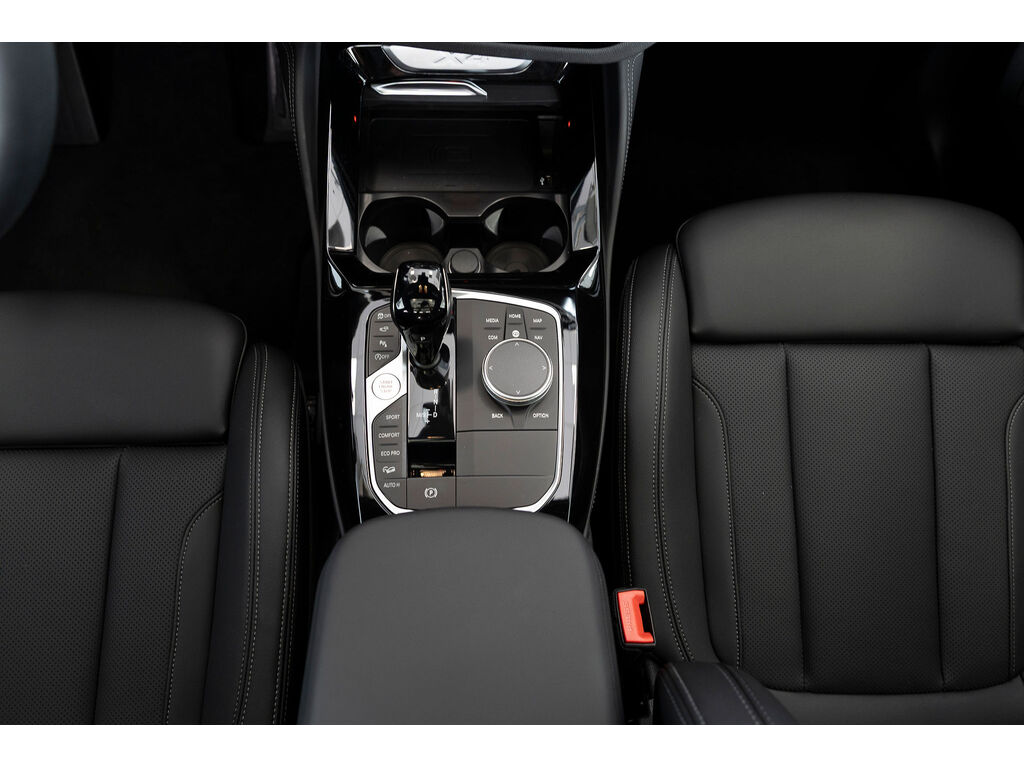 2024 BMW X4 xDrive30i, Vancouver, Cash
