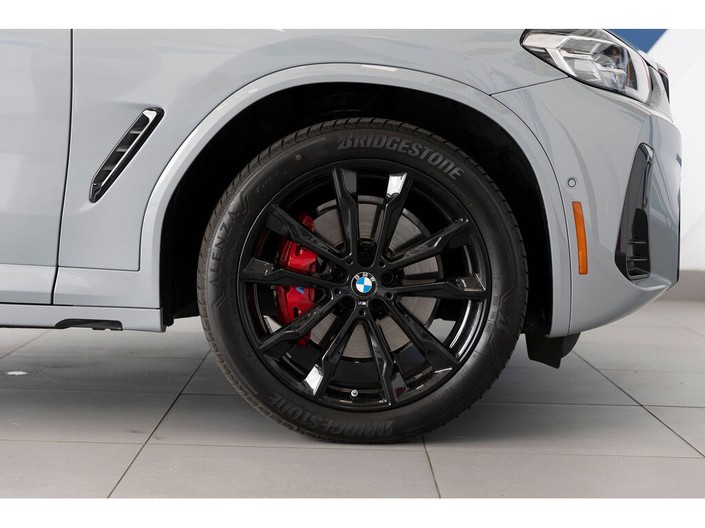 2024 BMW X4 xDrive30i, Vancouver, Cash