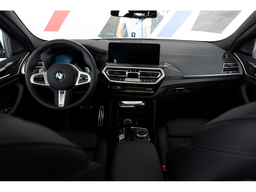2024 BMW X4 xDrive30i, Vancouver, Cash