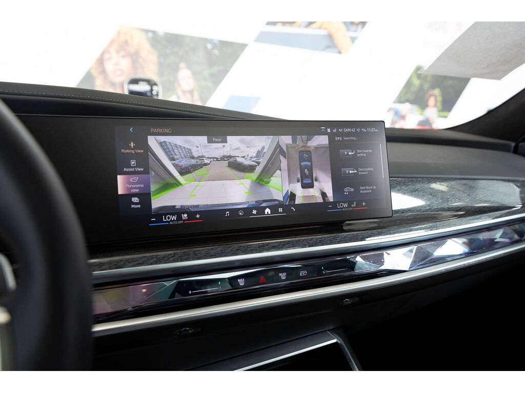 2024 BMW 760i xDrive, 温哥华, 全款车