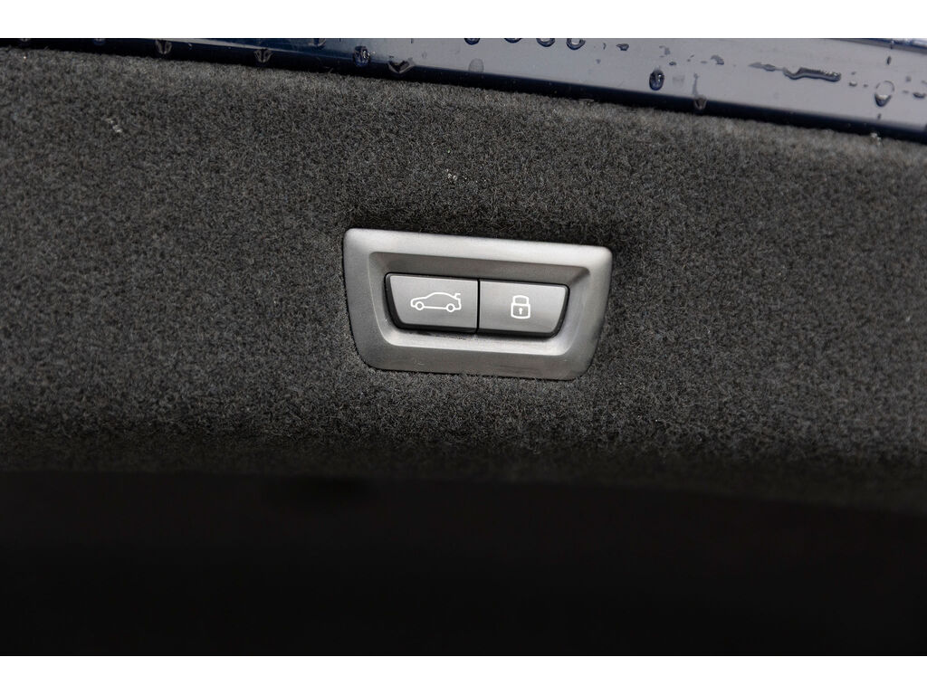 2024 BMW 760i xDrive, 温哥华, 全款车