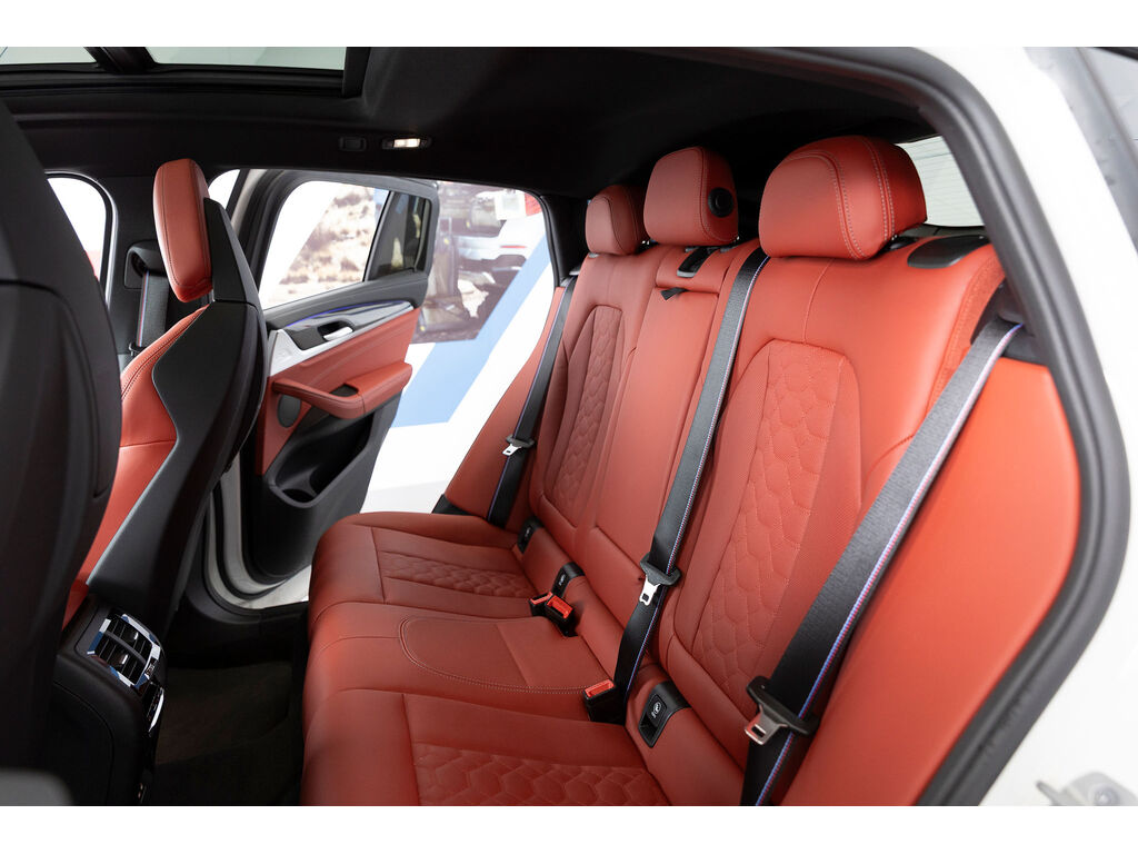 2021 BMW X4 M Competition, Vancouver, Cash