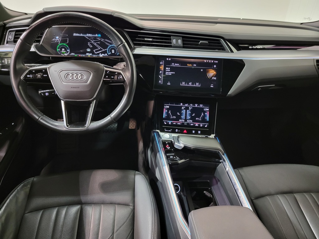 Audi e-tron 2019