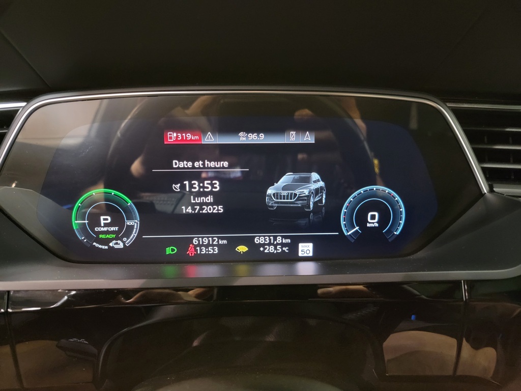 Audi e-tron 2019