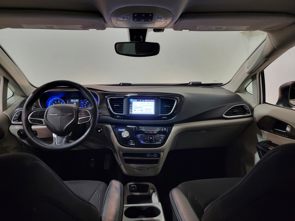 Chrysler Grand Caravan 2022