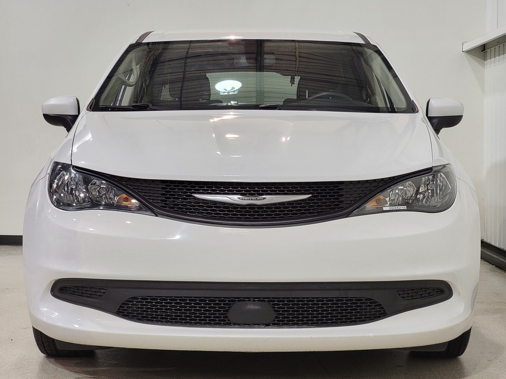 Chrysler Grand Caravan 2022