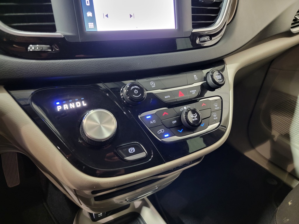 Chrysler Grand Caravan 2022