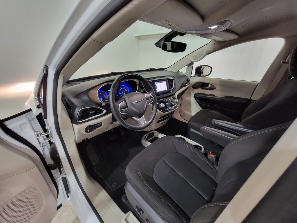 Chrysler Grand Caravan 2022