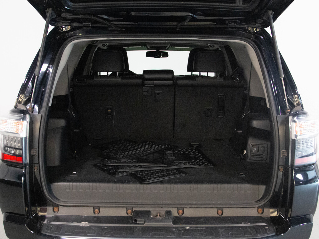 2017 Toyota 4Runner SR5, Toronto, Cash