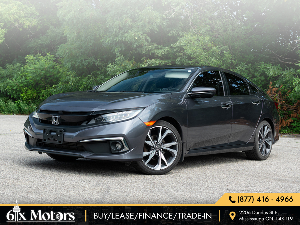 2019 Honda Civic Touring / No accidents / One owner 