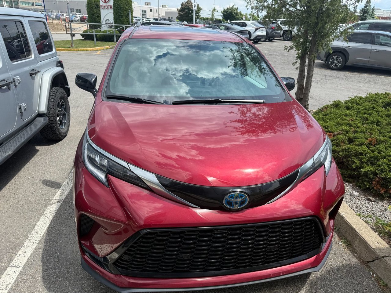 2022 Toyota Sienna XSE AWD