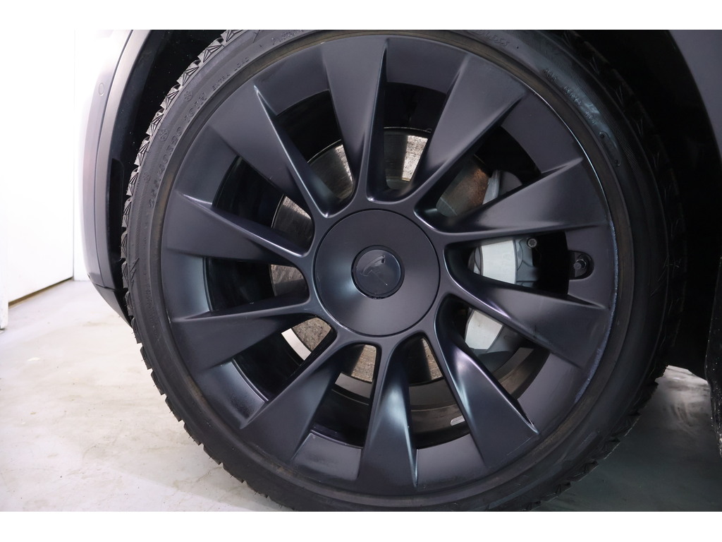 2022 Tesla Model Y Long Range, Toronto, Cash